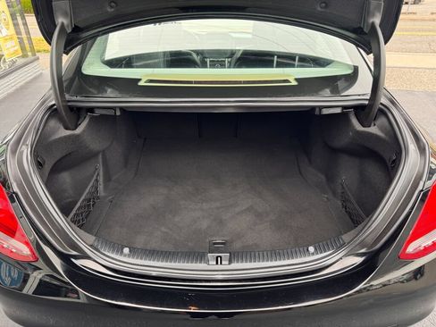 Used 2017 Mercedes-Benz C 300 Sedan image 10
