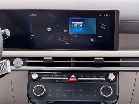 New 2026 Hyundai Tucson Limited FWD image 18