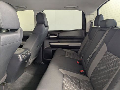Used 2018 Toyota Tundra SR5 image 27
