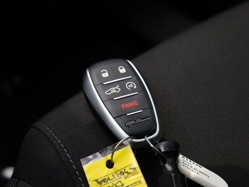 New 2025 Alfa Romeo Tonale image 26