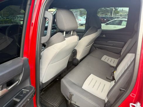 Used 2024 Toyota Tacoma TRD Sport image 9