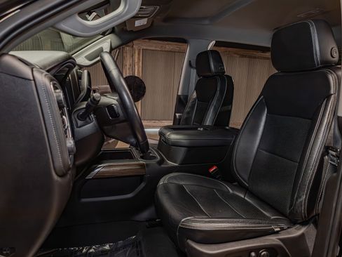 Used 2021 Chevrolet Silverado 1500 LT Trail Boss w/ Bed Protection Package image 19