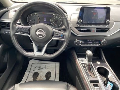 Used 2024 Nissan Altima 2.5 SR AWD/4WD image 7