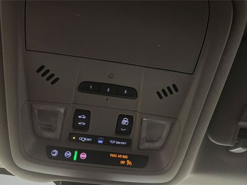 Used 2020 GMC Terrain SLT w/ Preferred Package FWD image 21