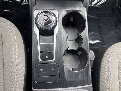 Used 2022 Ford Escape SE FWD image 20