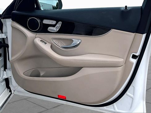 Used 2018 Mercedes-Benz C 300 Sedan image 23