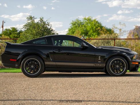 Used 2007 Ford Mustang Shelby GT500 RWD image 9