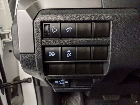 Used 2024 Toyota Tacoma SR5 image 19