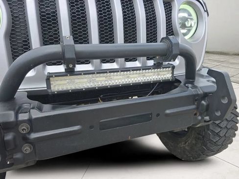 Used 2020 Jeep Wrangler Sport AWD/4WD image 28