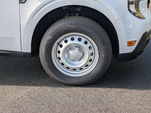 New 2025 Ford Maverick XL w/ Equipment Group 101A image 21