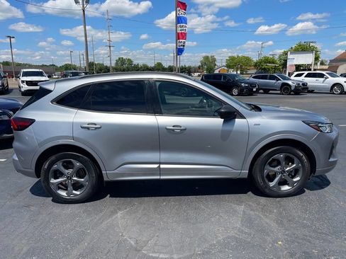 Used 2024 Ford Escape ST-Line AWD/4WD image 8