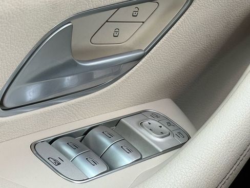 Used 2021 Mercedes-Benz GLE 450 4MATIC image 18