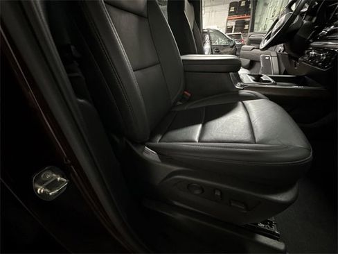 Used 2024 GMC Sierra 3500 SLT w/ SLT Premium Package image 60