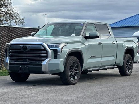 Used 2024 Toyota Tundra Limited image 8
