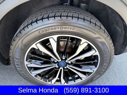 Used 2022 Ford Escape SE w/ SE Sport Appearance Package AWD/4WD image 26