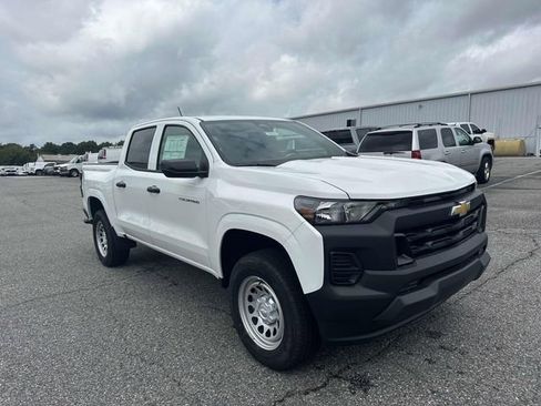 New 2026 Chevrolet Colorado W/T image 5
