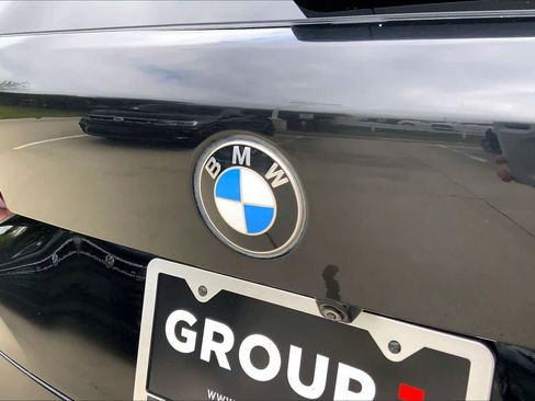 Used 2021 BMW X5 sDrive40i w/ Executive Package RWD image 30