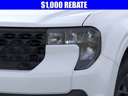 New 2025 Ford Maverick XLT w/ Equipment Group 301A image 19