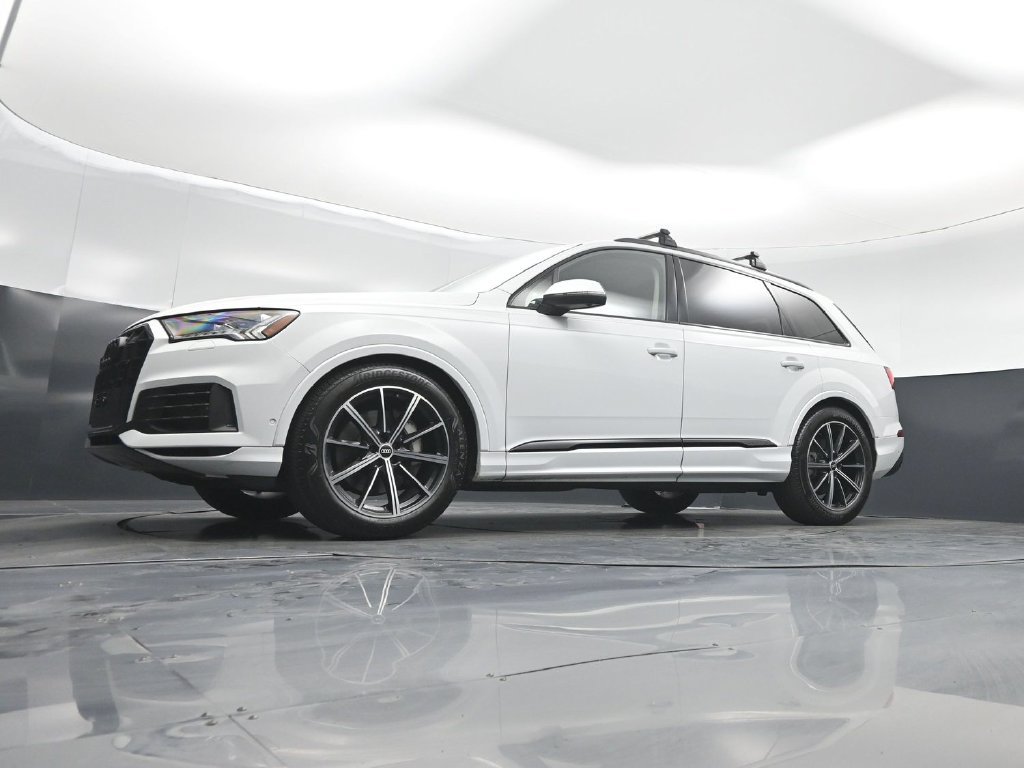 Used 2021 Audi Q7 3.0T Prestige w/ Prestige Package AWD/4WD image 39