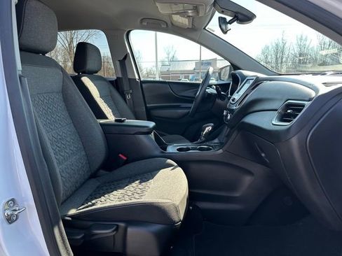 Used 2024 Chevrolet Equinox LT image 7