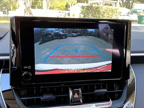 Used 2025 Toyota Corolla LE image 13