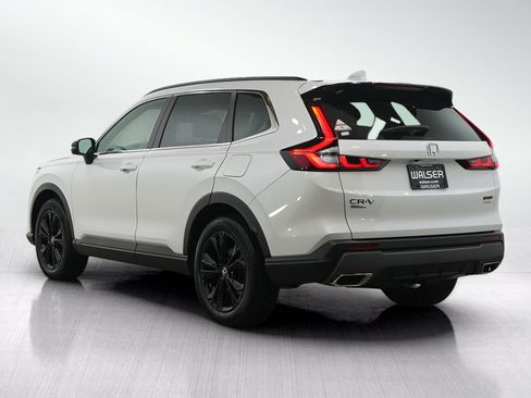 Used 2025 Honda CR-V Sport Touring image 4