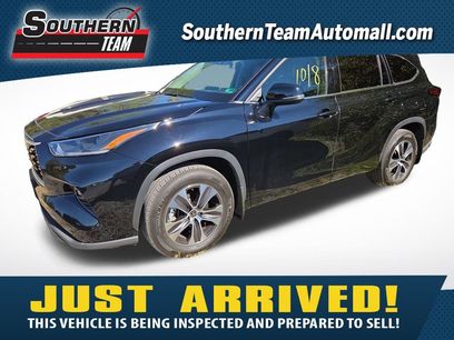 Used 2021 Toyota Highlander XLE