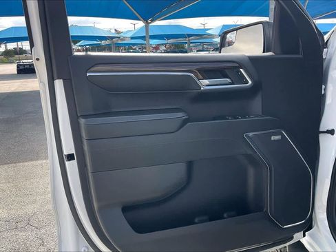 Used 2023 Chevrolet Silverado 1500 LT Trail Boss w/ Convenience Package II AWD/4WD image 21