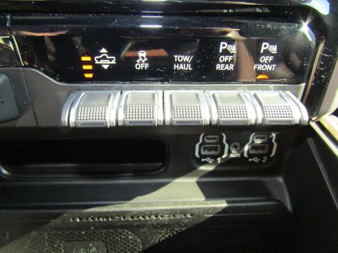 Used 2022 RAM 1500 Limited image 38