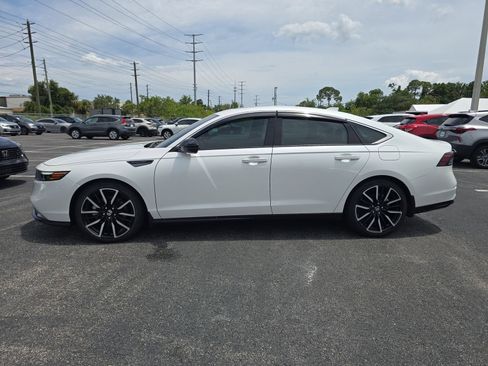 Certified 2023 Honda Accord Touring image 6