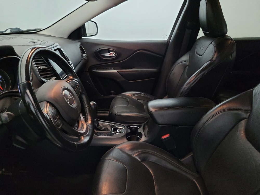 Used 2019 Jeep Cherokee Limited AWD/4WD image 17