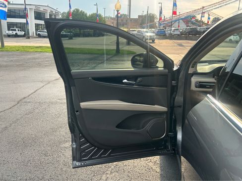 Used 2023 Lincoln Nautilus FWD image 17