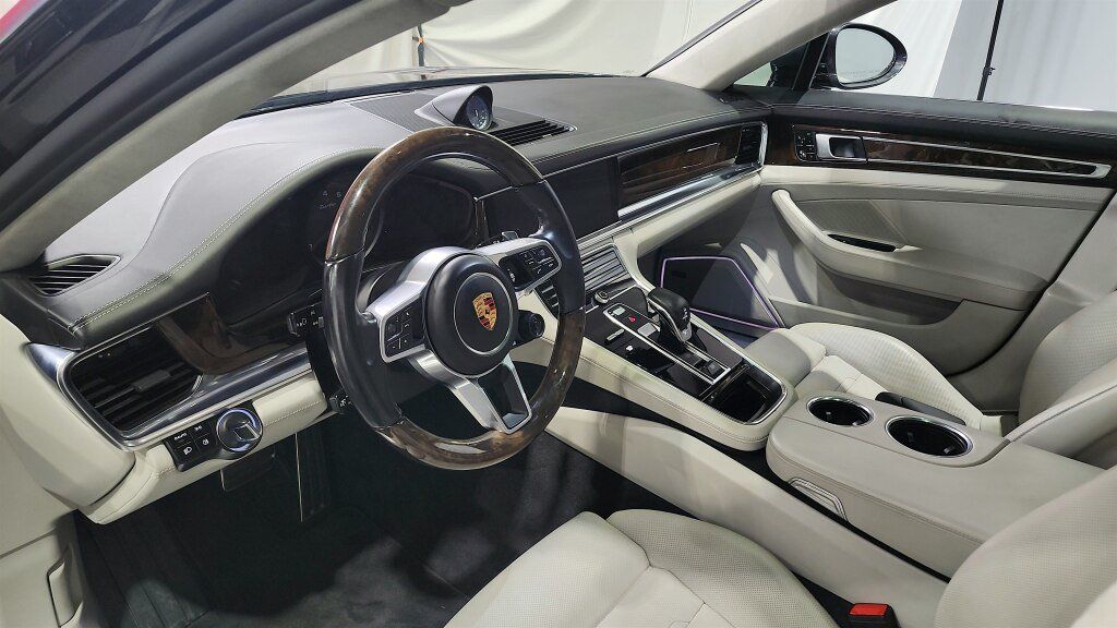 Used 2017 Porsche Panamera Turbo AWD/4WD image 25