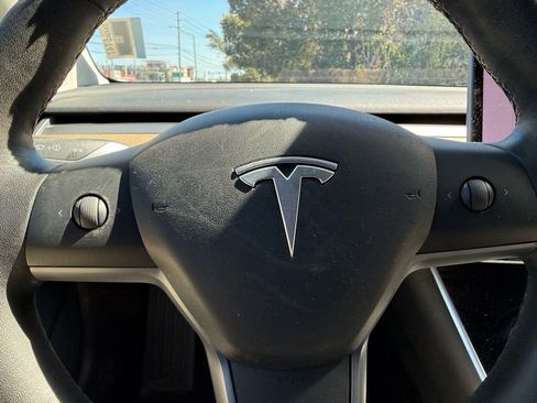 Used 2019 Tesla Model 3 image 20