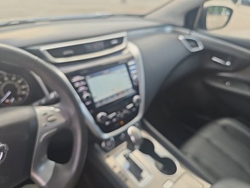 Used 2017 Nissan Murano Platinum image 12