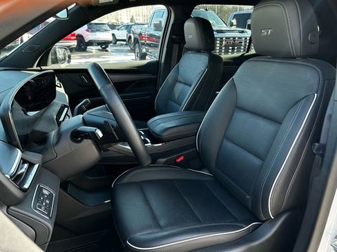 New 2025 Buick Enclave Sport Touring w/ Power Package AWD/4WD image 14