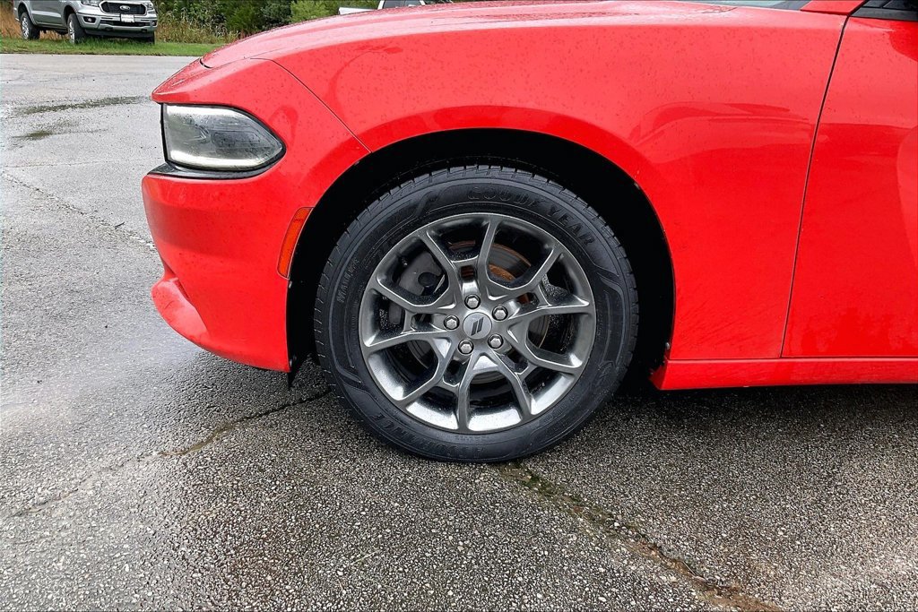 Used 2017 Dodge Charger SXT w/ AWD Plus Group image 8