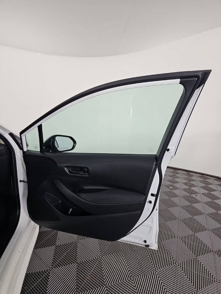 Used 2024 Toyota Corolla LE FWD image 21