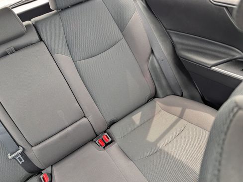 Used 2022 Toyota RAV4 LE AWD/4WD image 14