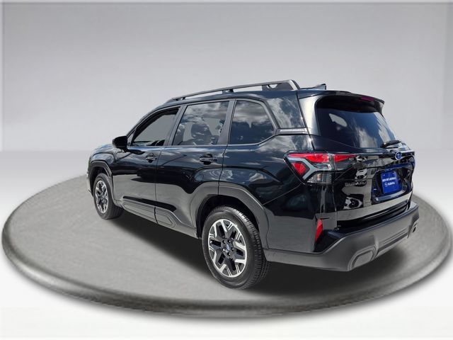 Used 2025 Subaru Forester Premium AWD/4WD image 17