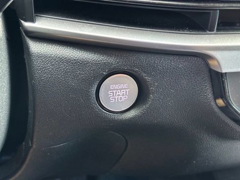 Used 2025 Kia Sorento S w/ Panoramic Sunroof Package FWD image 23