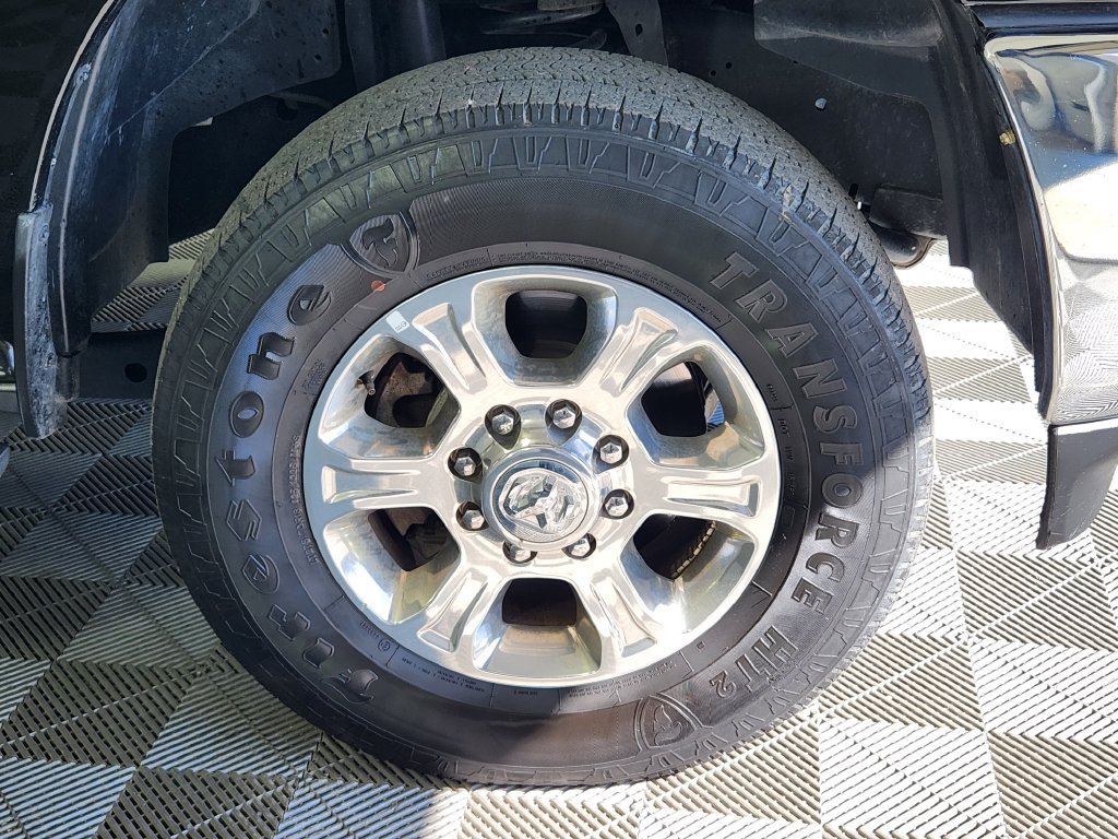 Used 2024 RAM 2500 Big Horn AWD/4WD image 9