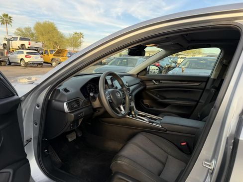 Used 2019 Honda Accord EX image 15