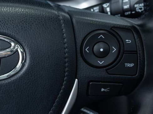 Used 2017 Toyota RAV4 Limited image 15