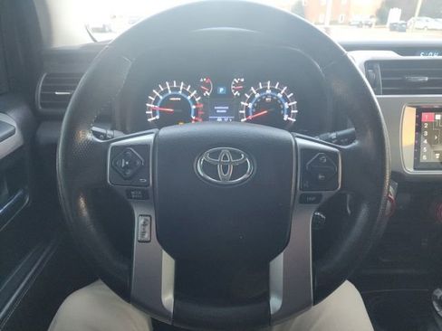 Used 2018 Toyota 4Runner SR5 image 16