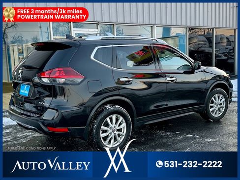 Used 2020 Nissan Rogue SV image 6