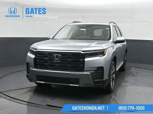 New 2026 Honda Pilot Touring image 6