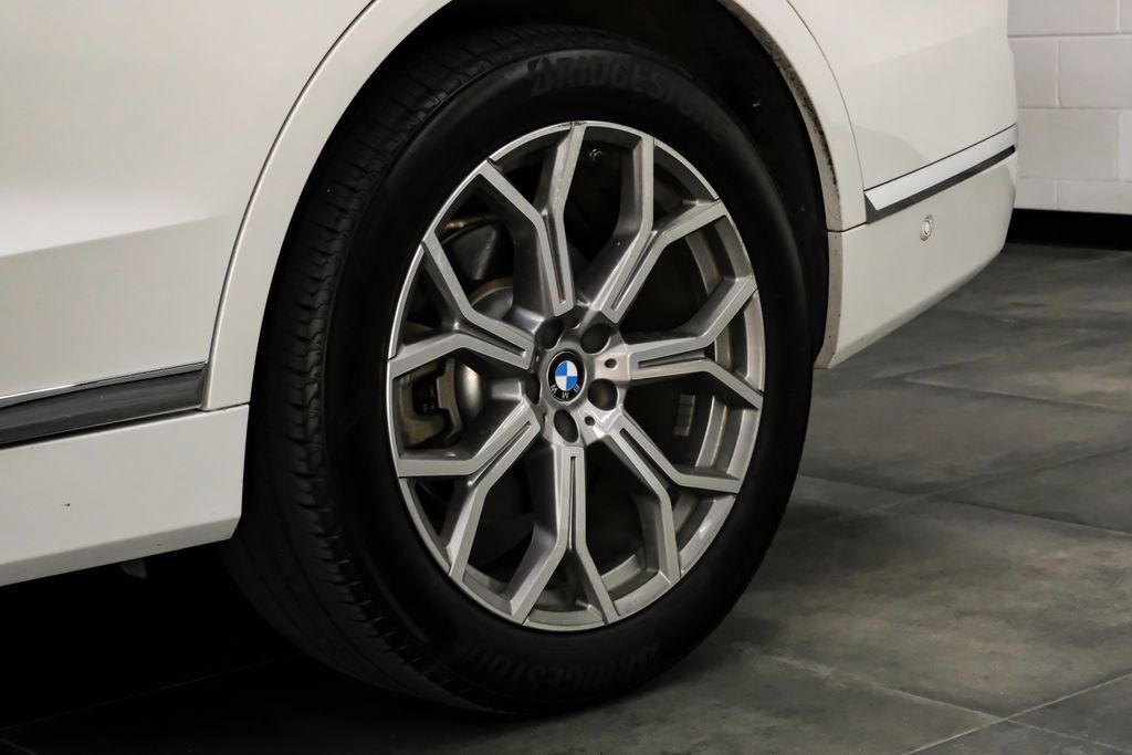 Used 2020 BMW X7 xDrive40i w/ Parking Assistance Package AWD/4WD image 80
