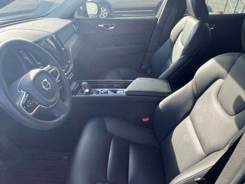 Used 2023 Volvo XC60 B5 Plus w/ Climate Package AWD/4WD image 8