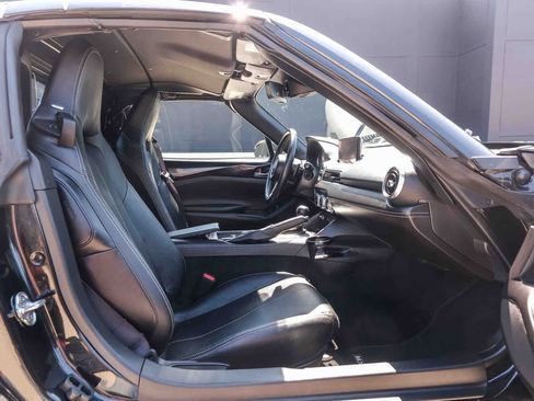Used 2025 MAZDA MX-5 Miata RF Grand Touring RWD image 13